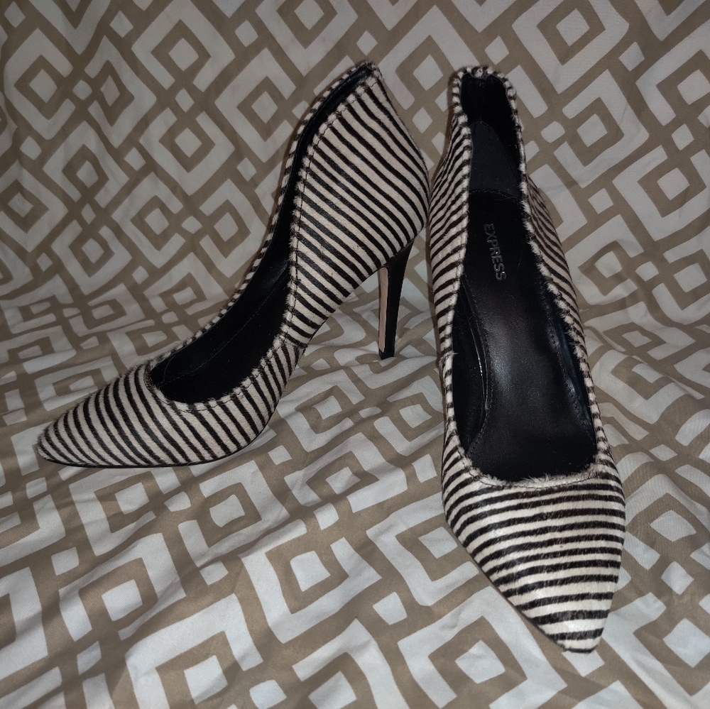 Express Zebra Heels